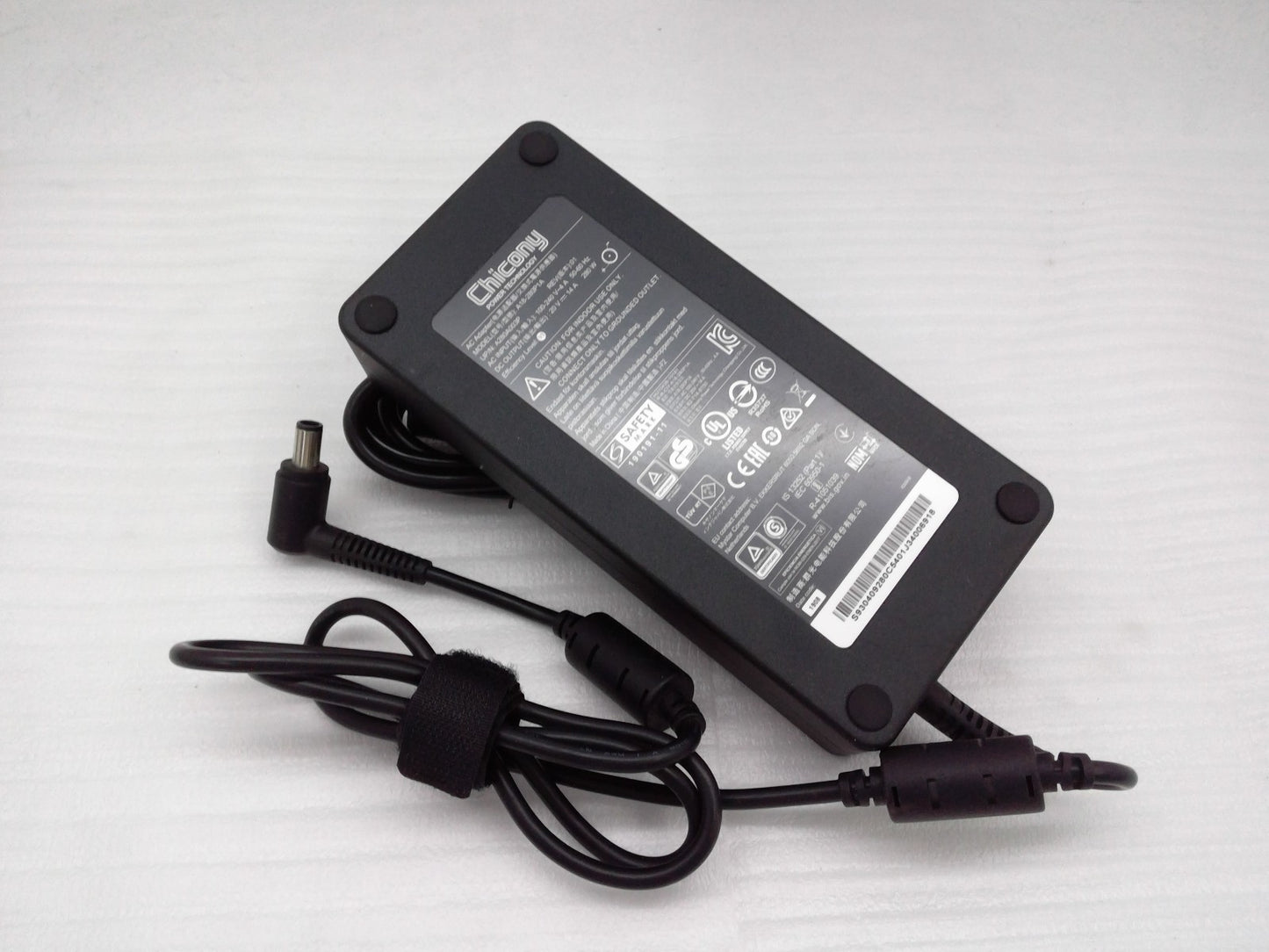 Original Chicony 280W AC Adapter for MSI GE75 Raider 9SG-423CA A18-280P1A 7.5mm