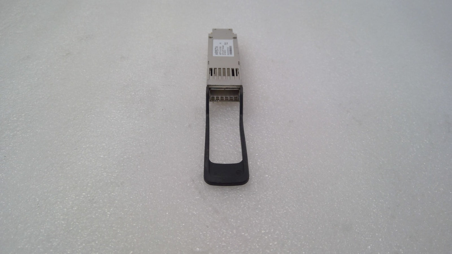 Arista ADPT-O-Q-100G OSFP to QSFP  100 Adapter ASY-03437-03