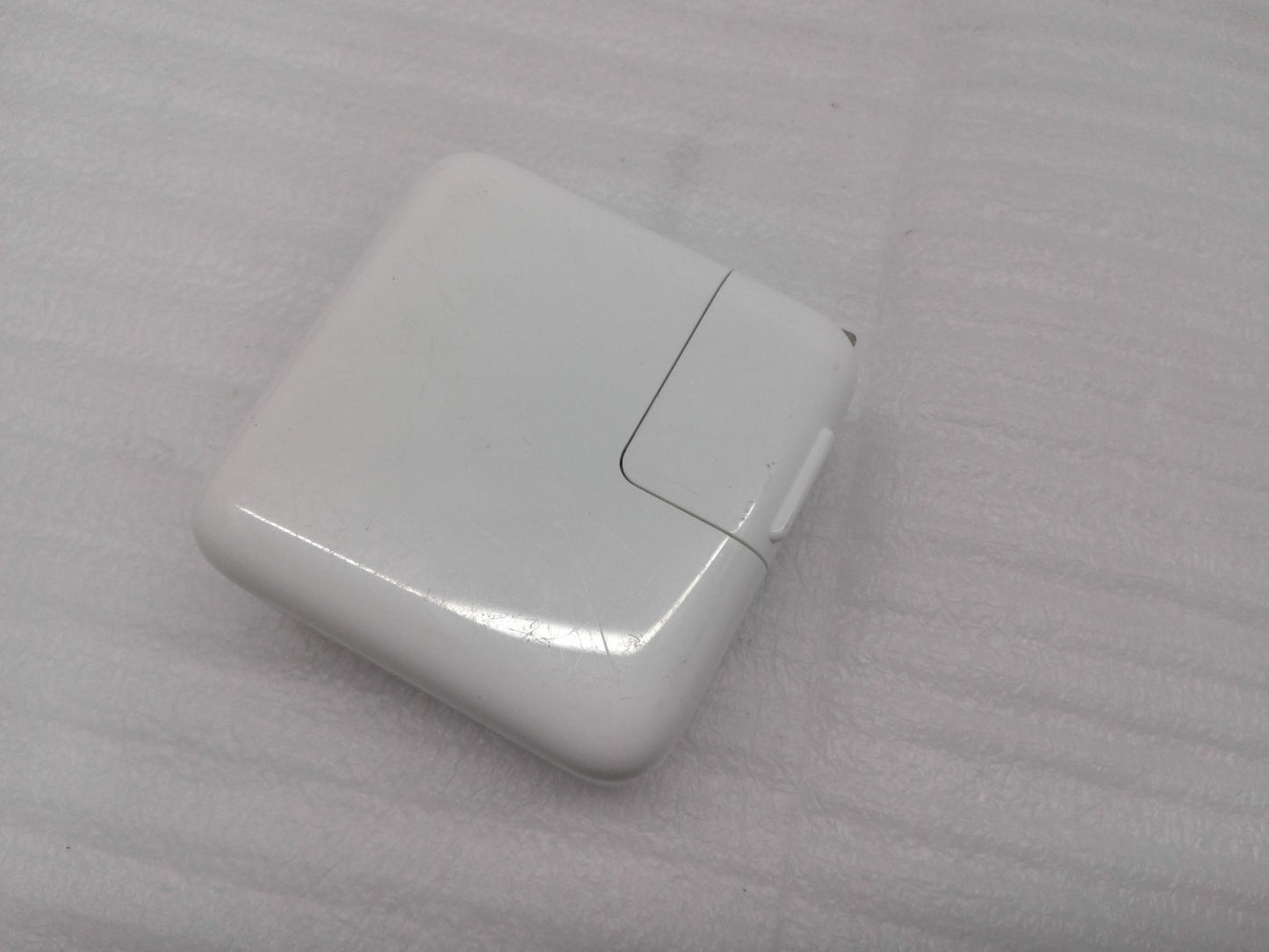 Genuine Apple 35W Dual USB-C Port Power Adapter Charger A2676