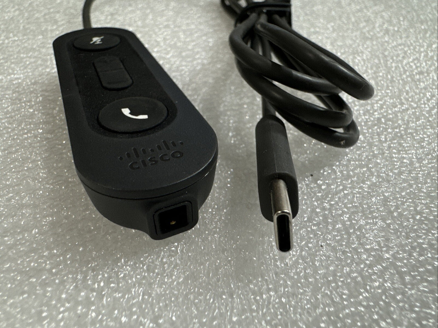 Cisco USB-C to 3.5mm Female AUX Adapter Cable for Cisco Headset 500 series 522