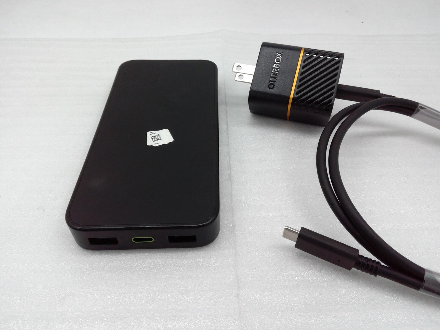 mophie Powerstation Multi Port USB-C PD 2x USB-A W/45W AC/Adapter