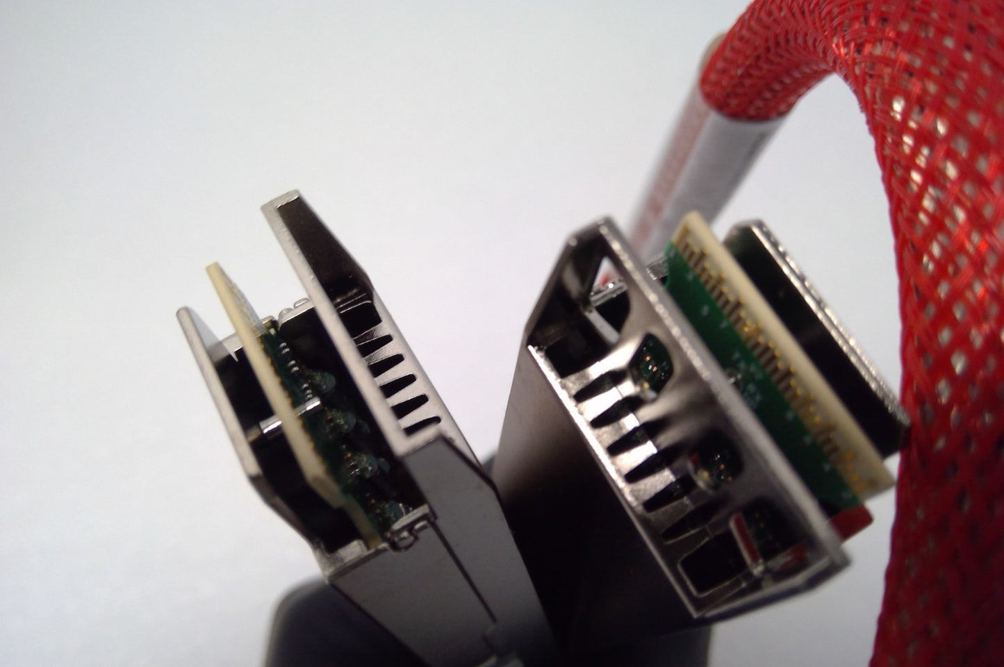 NEW Amphenol NJPPER-G507-03 800G OSFP TO OSFP DAC Cable 0.686M 30AWG 1155857-03