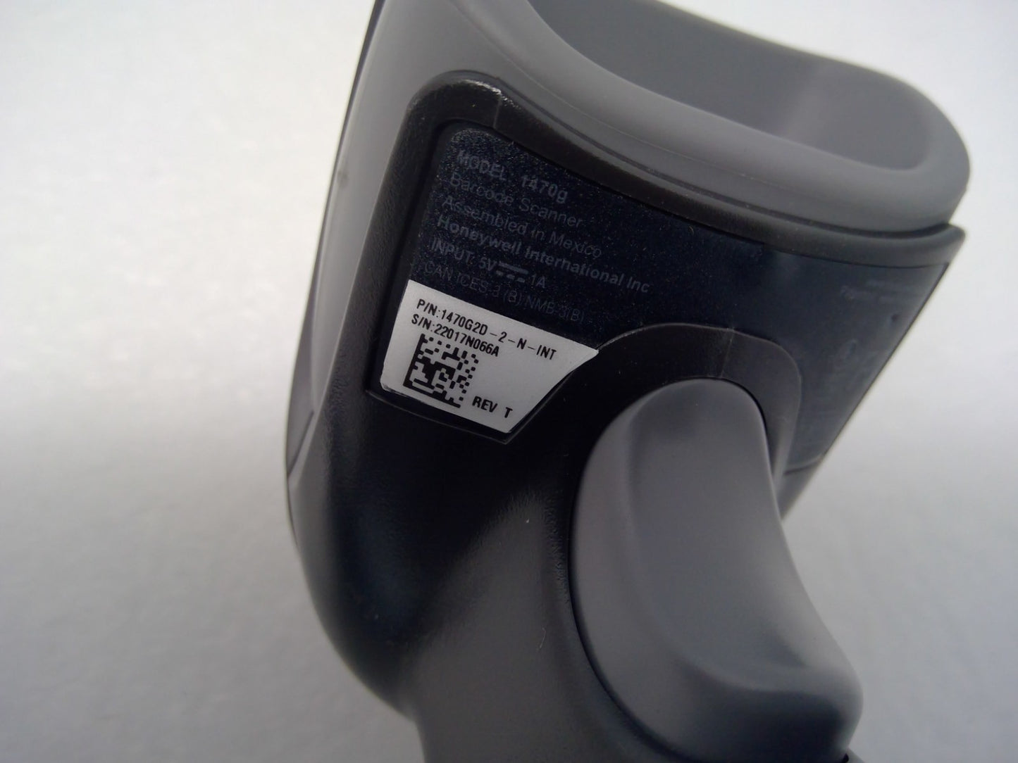 Honeywell 1470g Handheld Barcode Scanner 1470G2D-2-N-INT With base