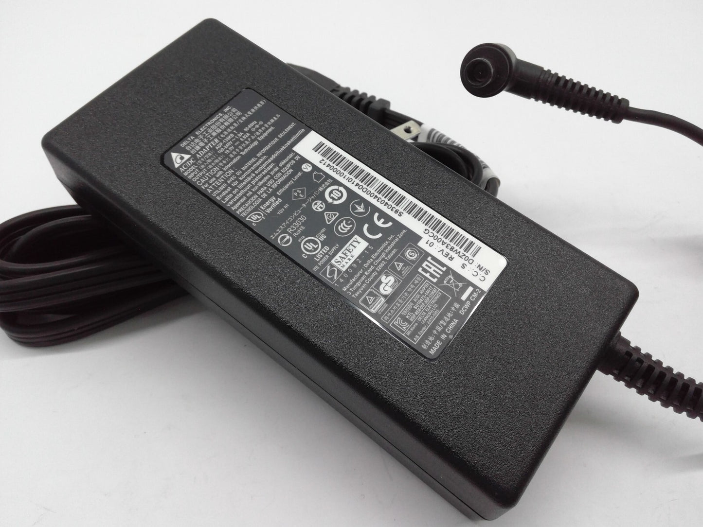 OEM Delta 135W 19.5V 6.92A ADP-135KB T 7.4mm AC/DC Adapter