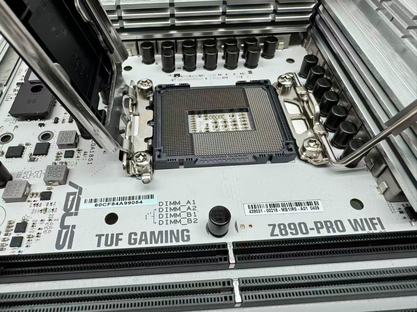 ASUS TUF GAMING Z890-PRO WIFI LGA 1851 ATX Motherboard *READ*