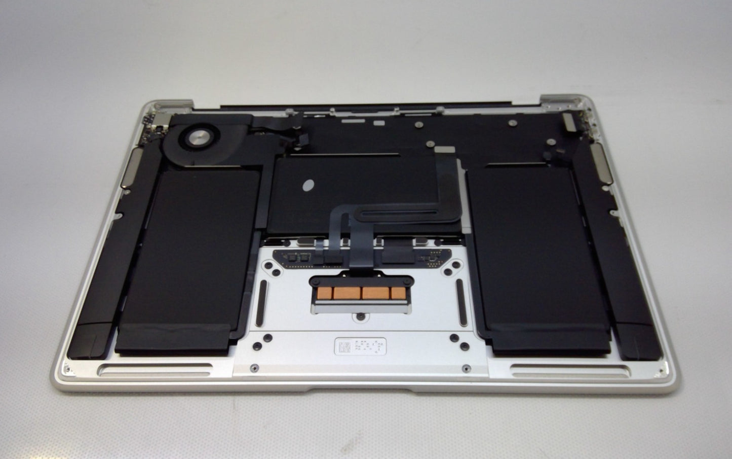 Genuine Apple MacBook Air 13" A2179 Top Case Cover Palmrest US Keyboard Battery