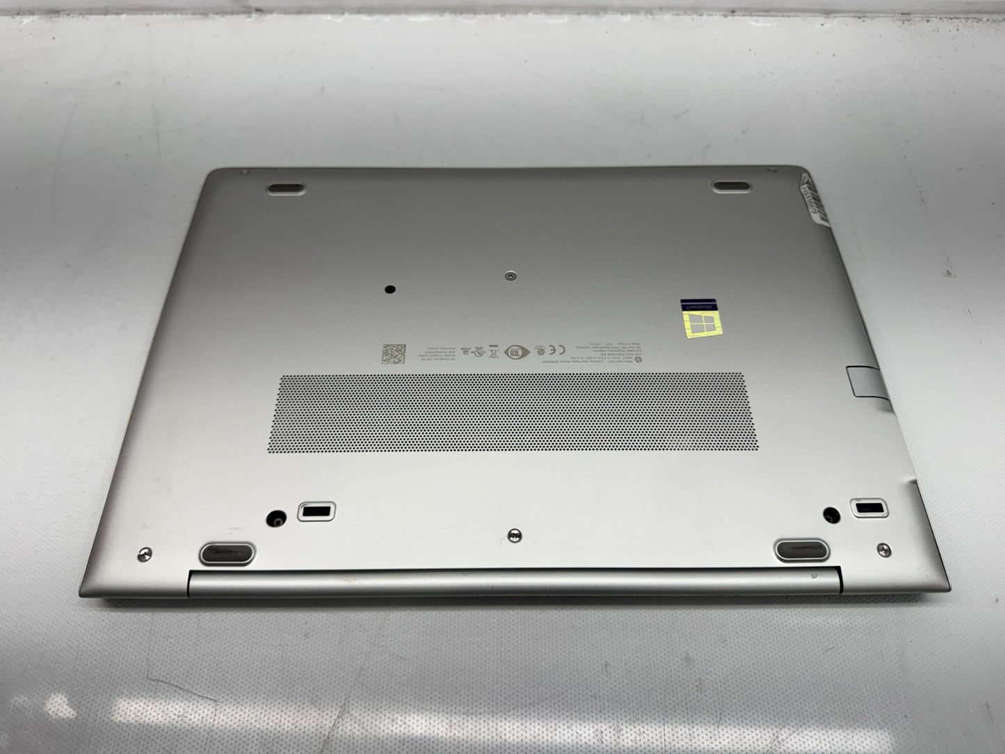 HP Elitebook 745 G6 Laptop AMD Ryzen 5 3500U@2.1GHz 16GB 256GB w/AC