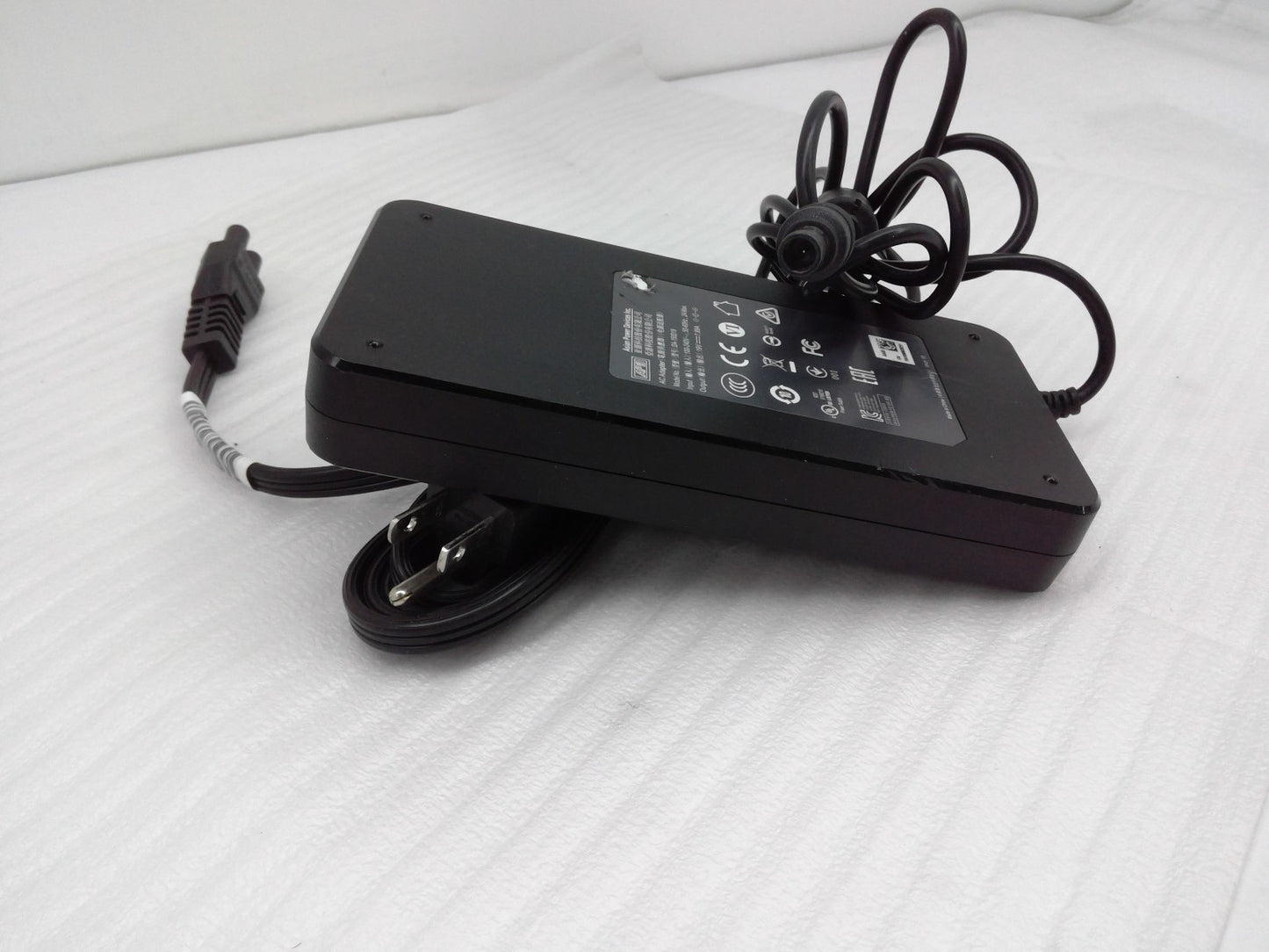 Original APD DA-150D19 19V 7.89A 150W AC Adapter MSI Laptop Power Supply 7.5mm