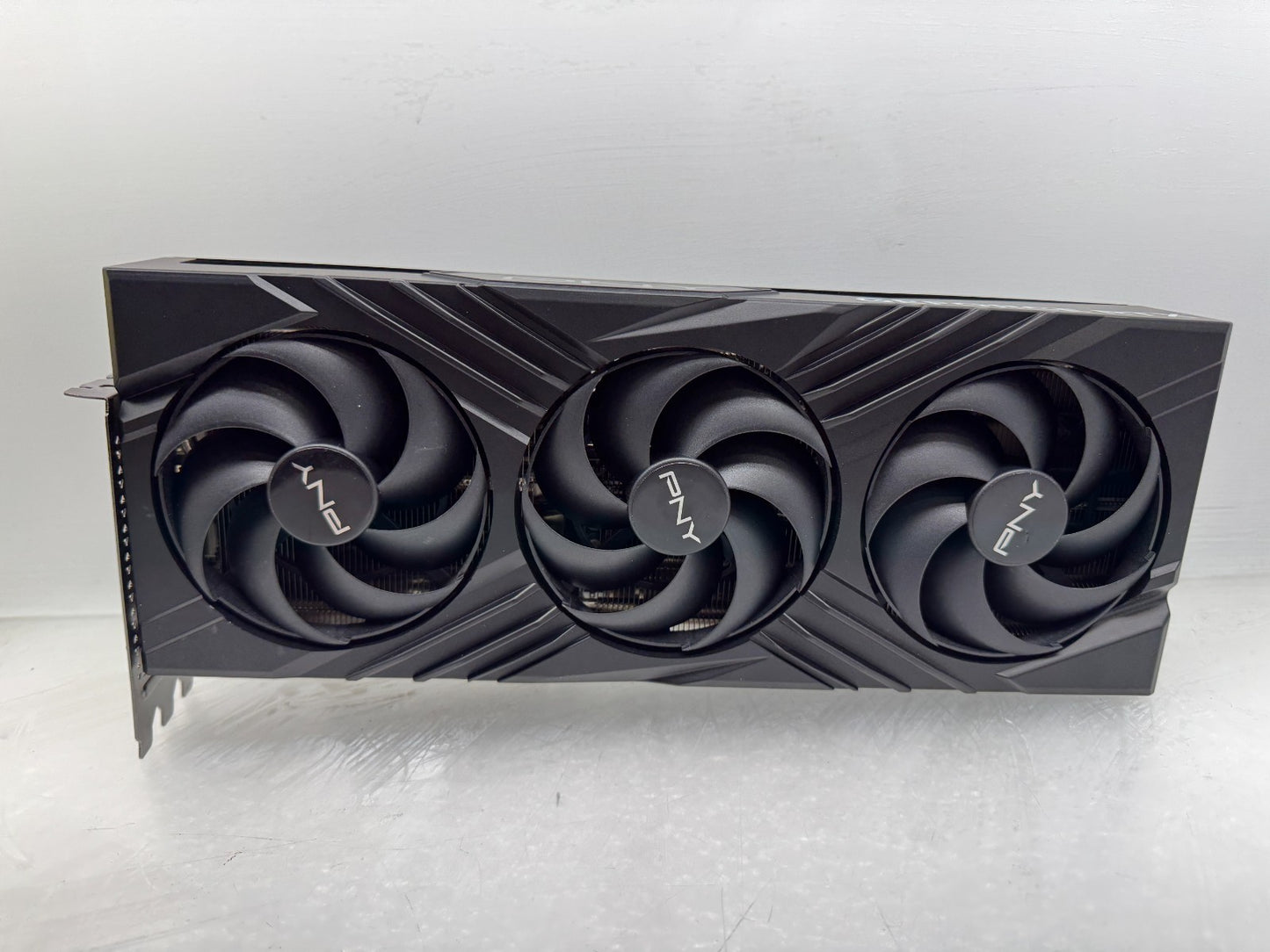 PNY GeForce RTX 4080 16GB GDDR6X PCIE 4.0 VERTO Triple FAN Graphics Card