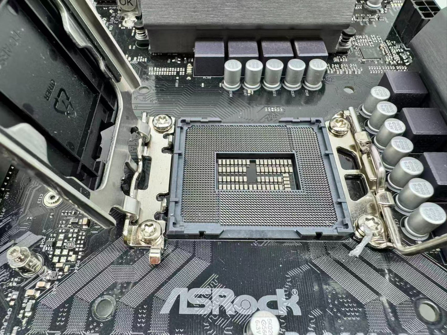 ASRock B660M-C Motherboard DDR4 Intel Socket 1700 Supports 14th, 13th & 12th Gen