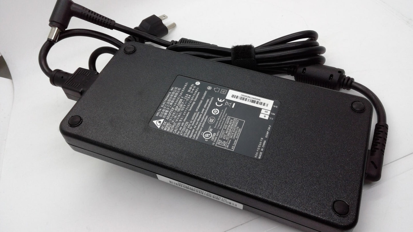 Original Delta 230W 19.5V 11.8A ADP-230DB F MSI GT72VR 6RD 6RE 7RE Dominator Pro