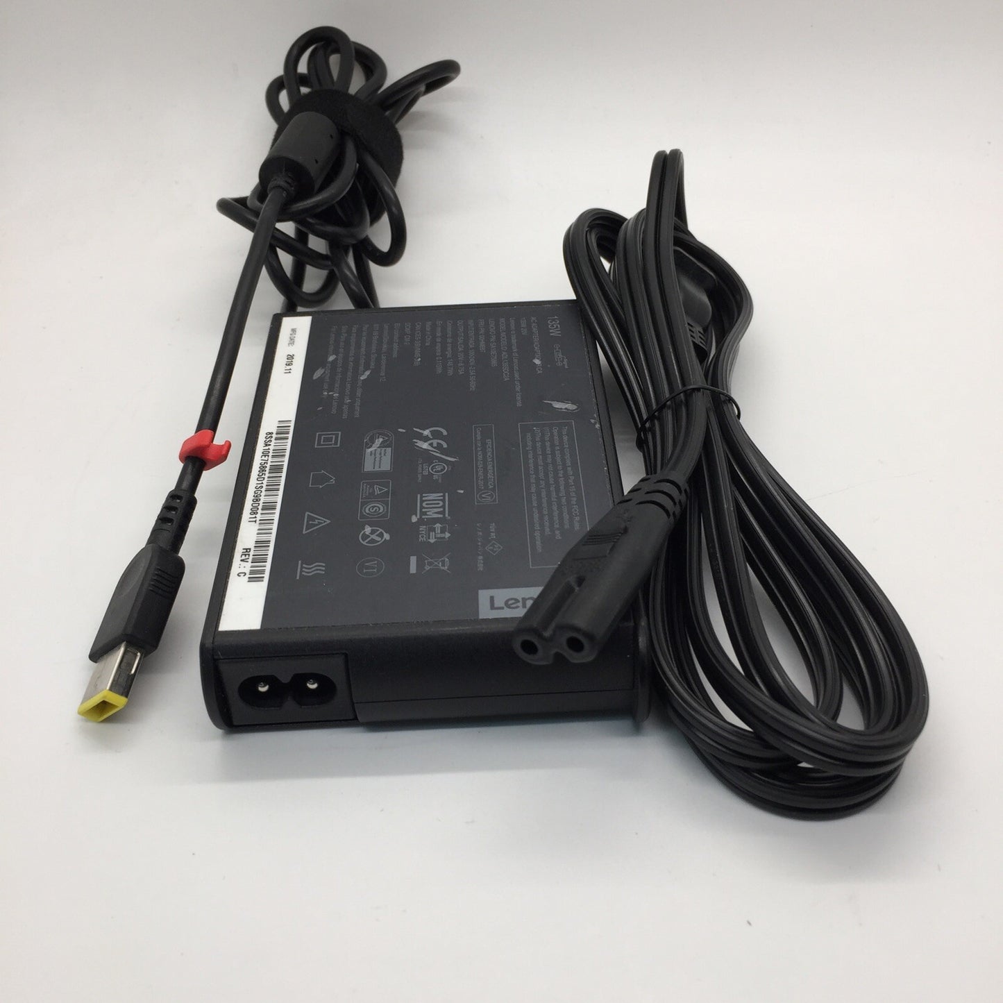 Original Lenovo 135W 20V AC Adapter ADL135SDC2A SA10E75865 00HM687 ThinkPad