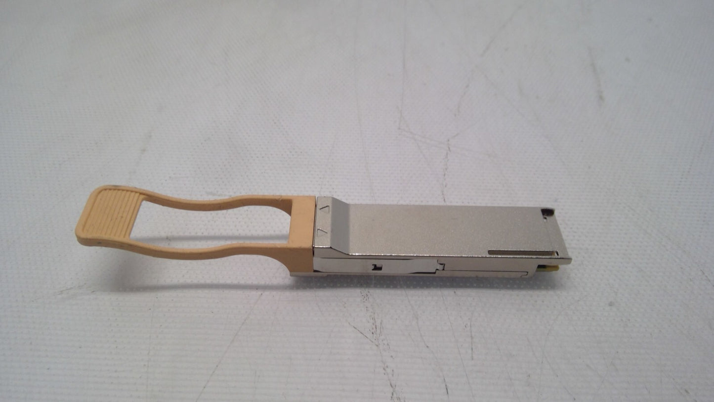 Lot of 2 - 100G QSFP28 SR4 INNOLIGHT TR-FC85S-HS0 TR-FC85S-N00 TR-FC85S-NCI