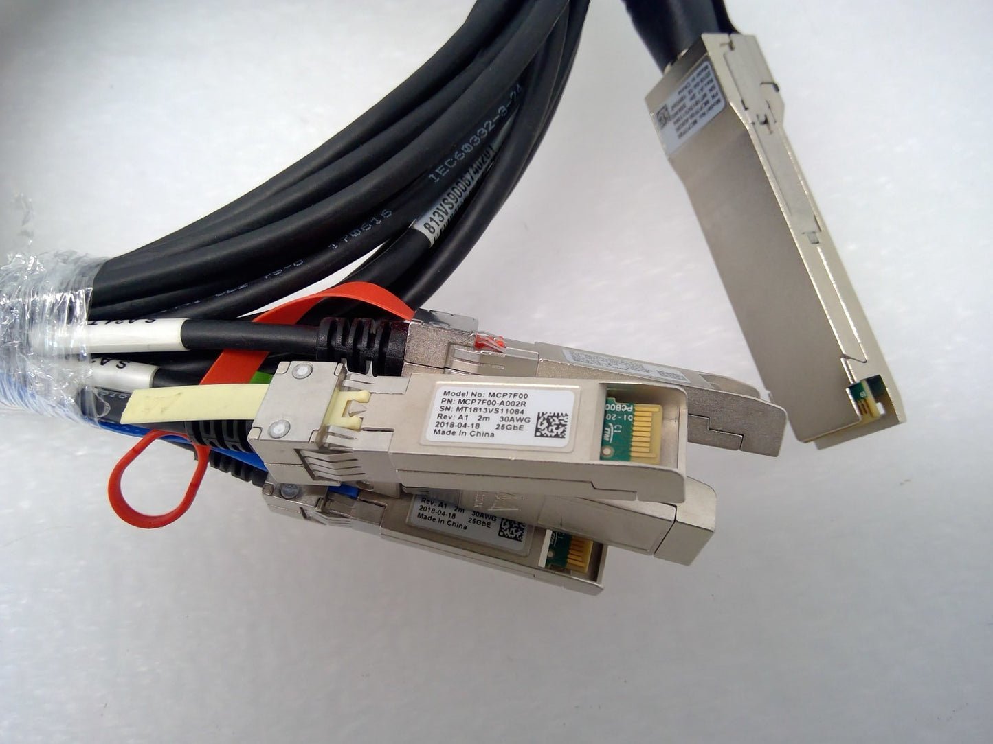 Mellanox 100GbE QSFP28 to 4x 25GbE SFP28 2m DAC Breakout Cable MCP7F00-A002R