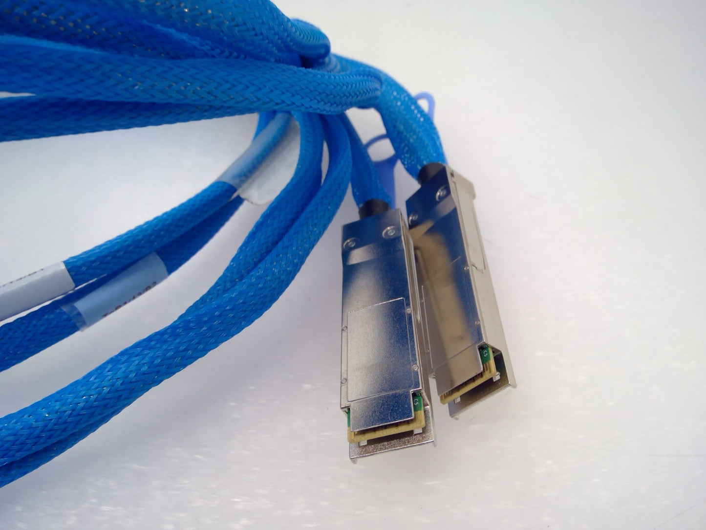 Amphenol NDVRY2-G603 800G OSFP to 2x 400G QSFP112 Breakout DAC Cable Passive