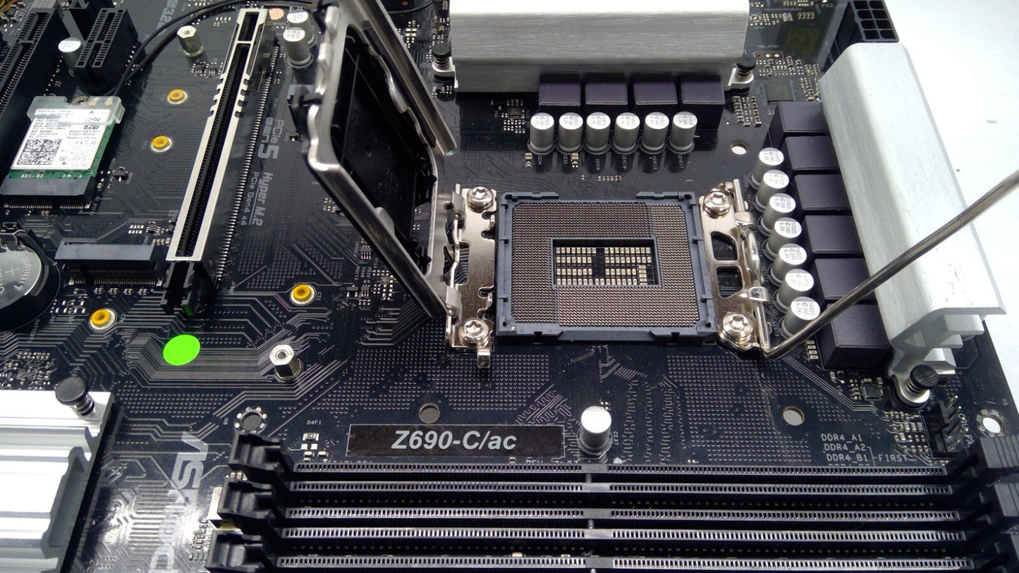 ASRock Z690-C/ac DDR4 Intel LGA1700 Intel PCLE5 ATX PC Motherboard #*Read*