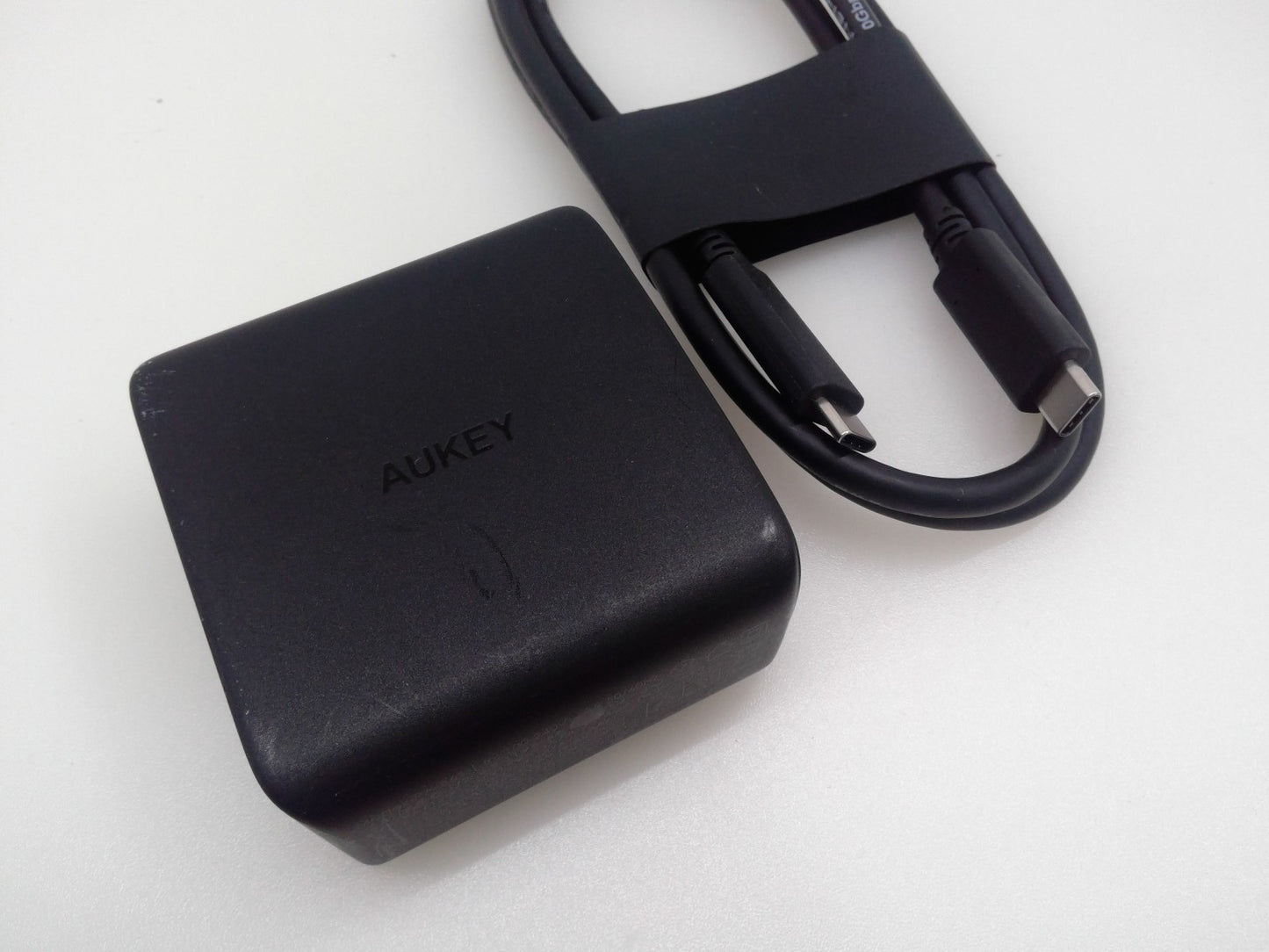 AUKEY PA-B6S Omnia Mix3 GaN 3-Port USB-C USB-A PD High Speed Charger 90W W/C to