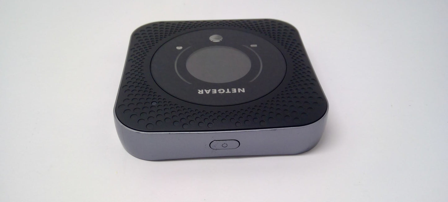 NETGEAR Nighthawk M1 MR1100 AT&T LTE Wi-Fi Hotspot Modem Black
