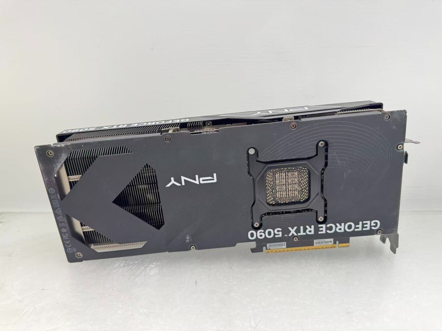 PNY GeForce RTX 5090 32GB GDDR7 Triple Fan Graphics Card GPU *Not Work*