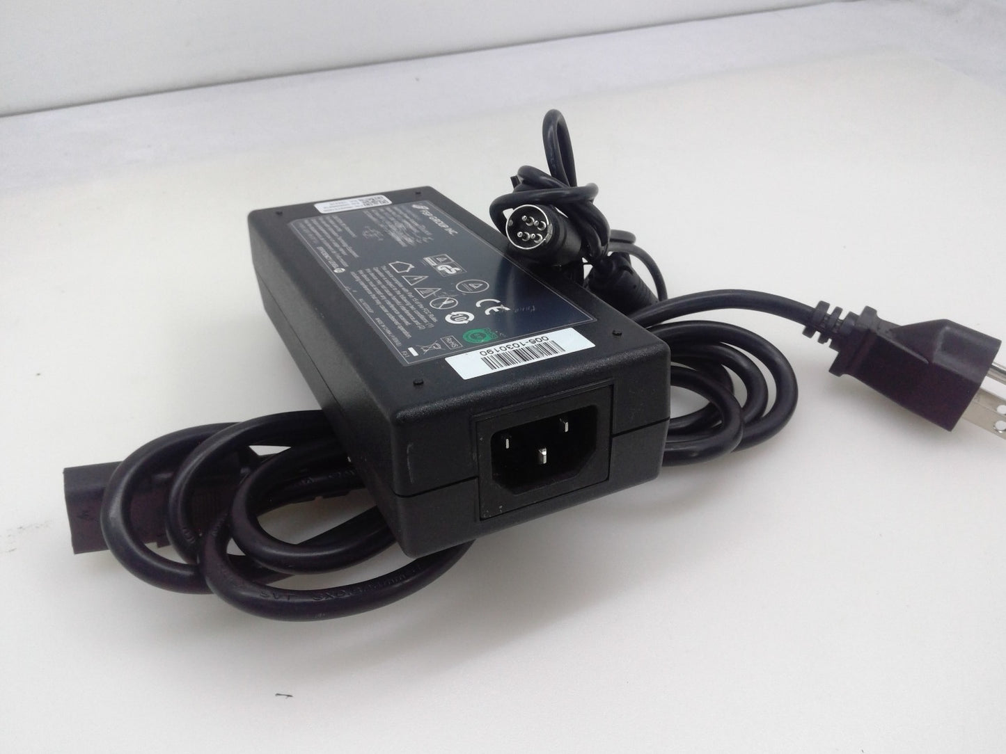 Genuine FSP Group FSP075-RAAN3 75W AC Power Adapter 24V 3.125A 75W 4-Pin