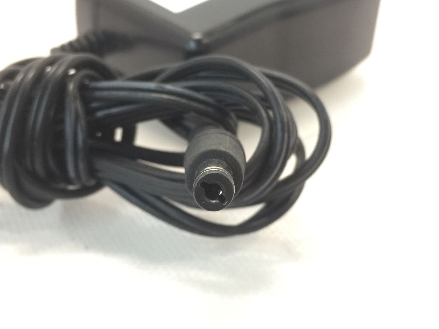 (10) Netgear 12V 2.5A AC Adapter 2ABL030F Power Supply 332-10758-01 Charger