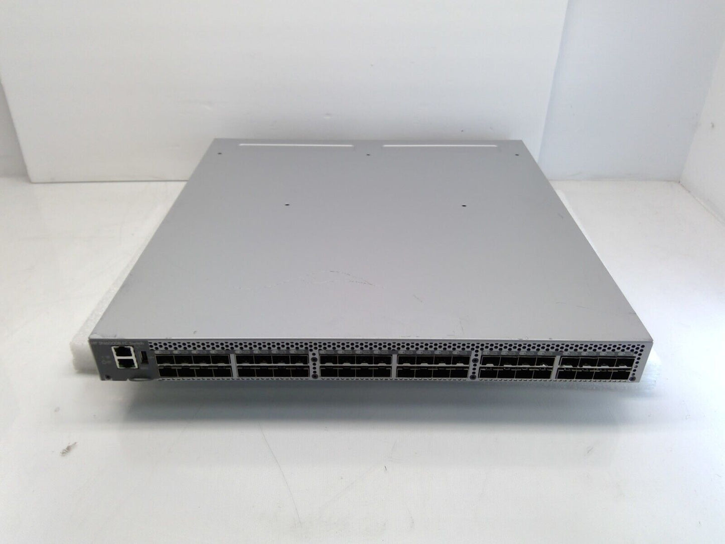 HP SN6000B 16Gb 48-port Managed Fibre Channel Switch w/36 port License Active