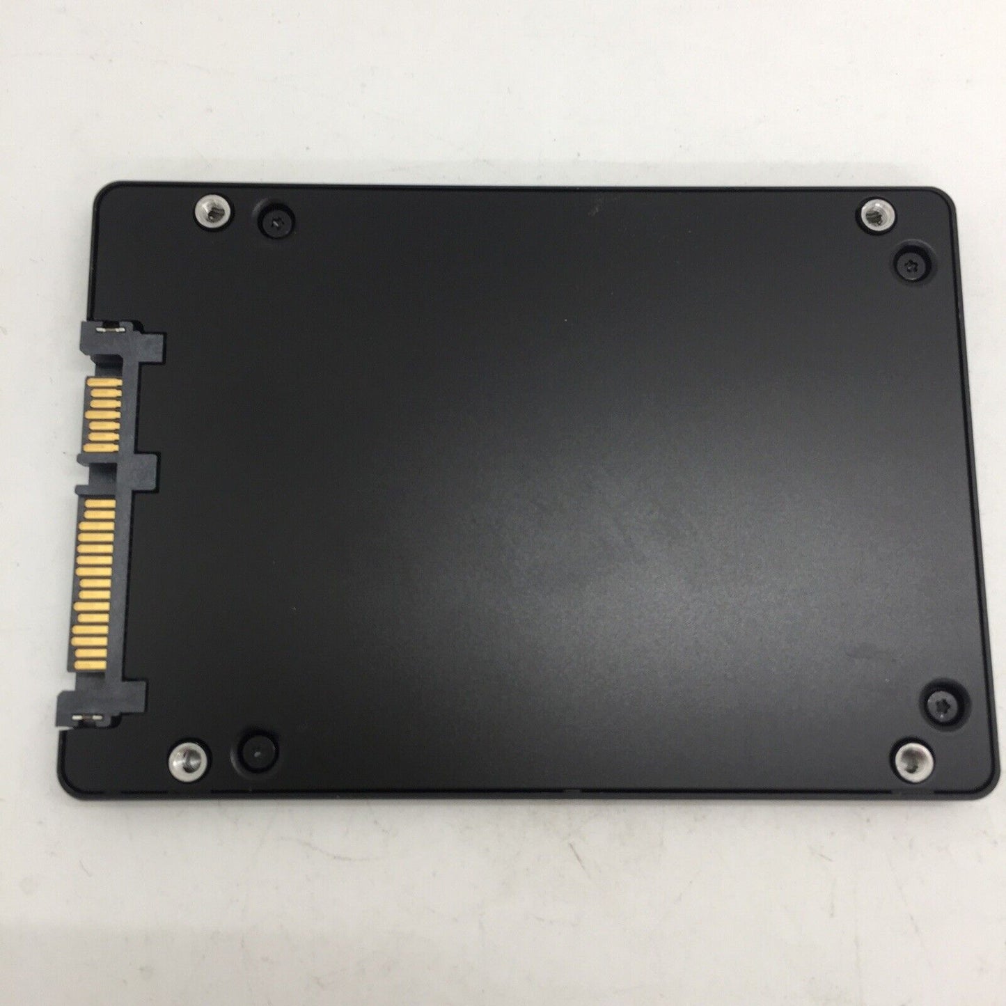Samsung 960GB SATA 6Gb/s 2.5" SSD MZ7WD960HMHP-00003 # Solid State Drive