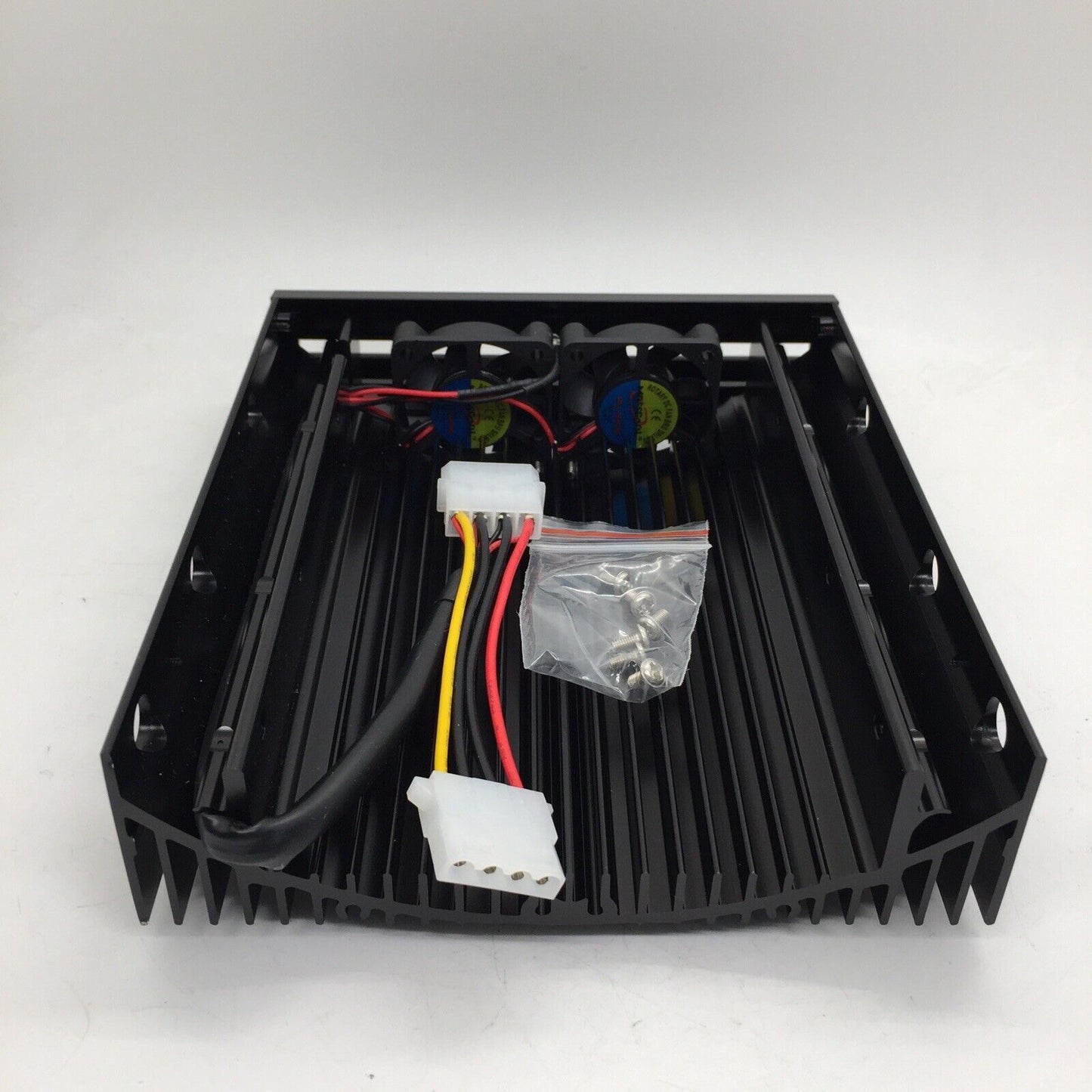 Masscool iSURF II hard drive cooler Aluminum 5.25"