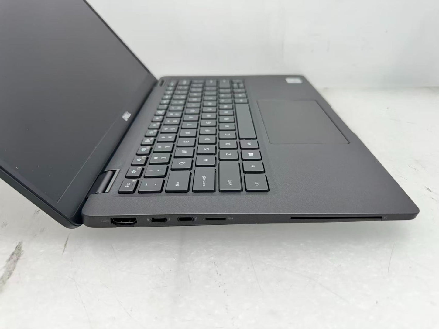 Dell Latitude 7410 Laptop Intel Core i5-10310U@1.7GHz 16GB 256G Windows 11 NoAC*