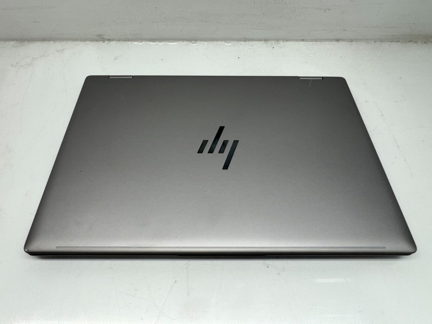HP ENVY X360 16-ad0023dx Touch AMD Ryzen 7 8840HS@3.30GHz 16G 1TB Win11 *READ*