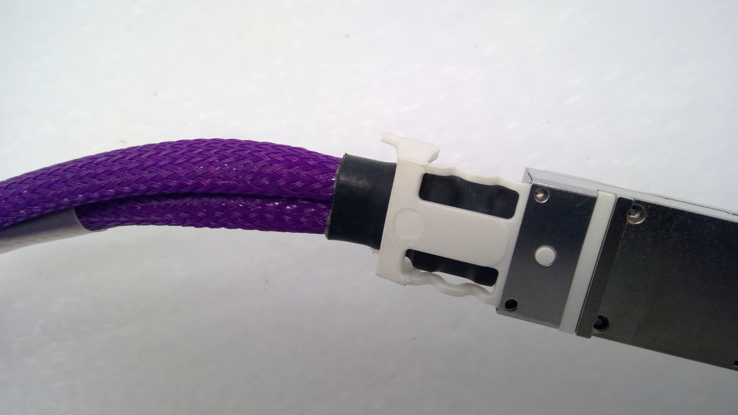 Amphenol 400G OSFP to 2x200G QSFP56 Breakout DAC Cable 2.5M NDVRY2-G605 *read*