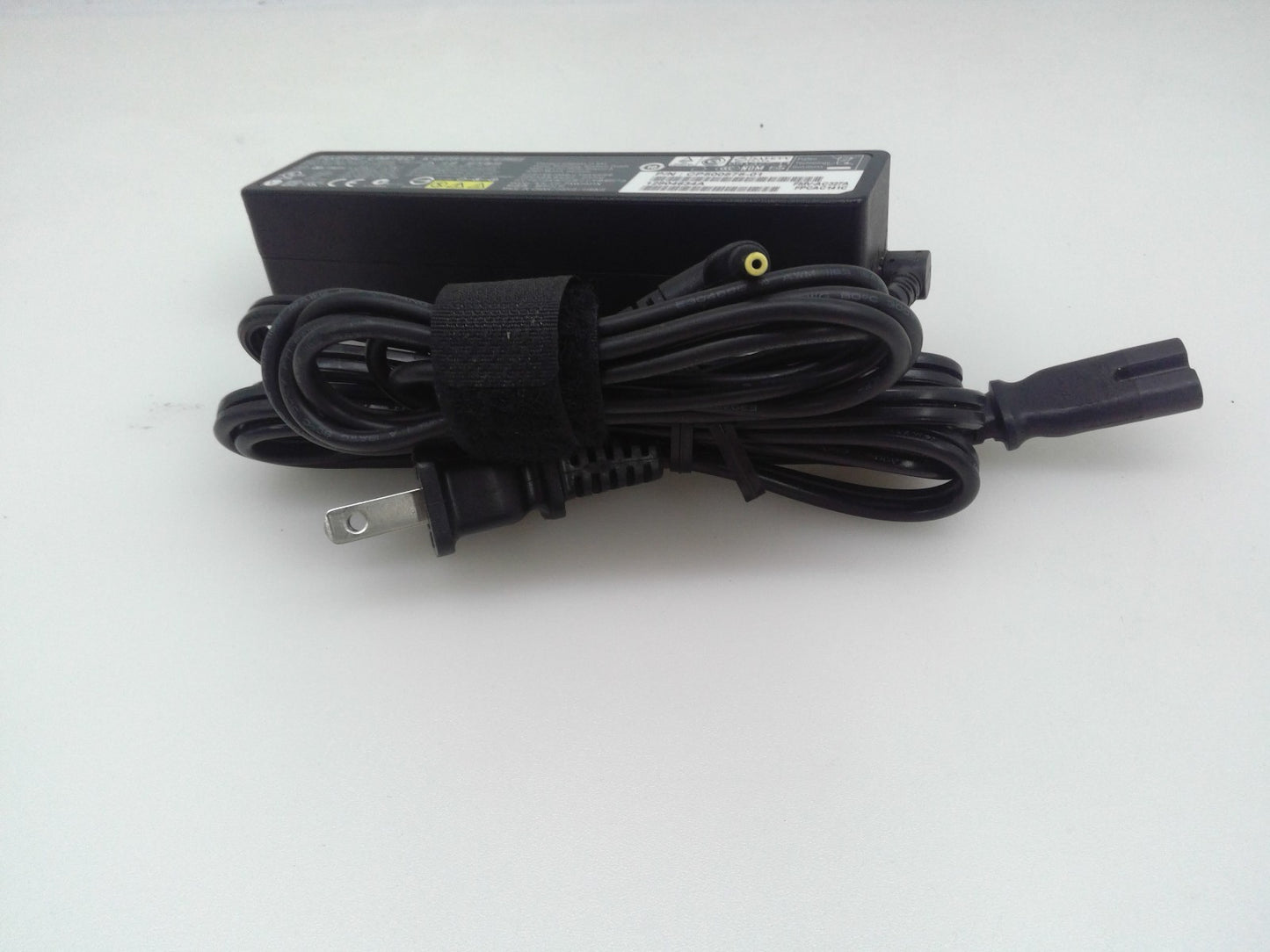 Fujitsu PXW1931N 3.5*1.35mm 19V 3.16A Power Supply Adapter Charger Plug