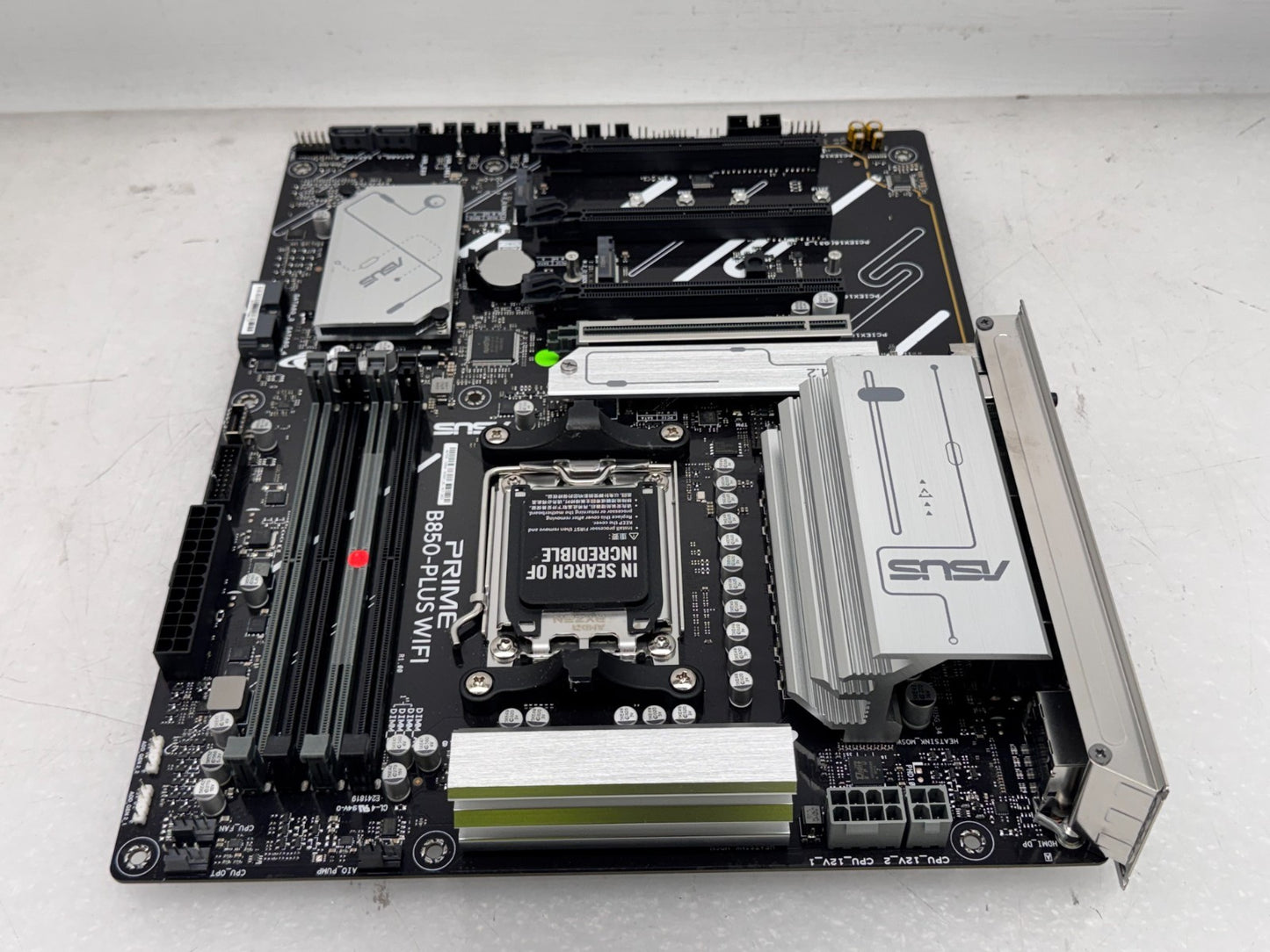 ASUS PRIME B850-PLUS WIFI Motherboard DDR5 AMD Socket AM5 *READ*