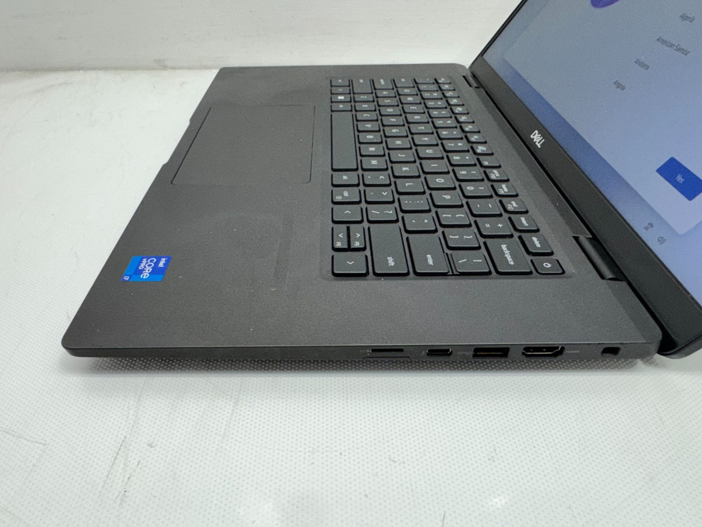 Dell Latitude 7520 i7-1185G7@3.0GHz 16GB RAM 256GB SSD Win11 3840 x 2160 Black