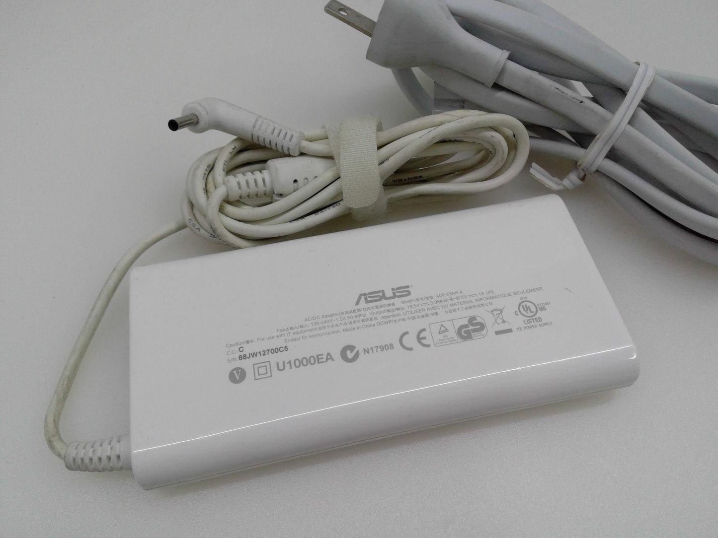 Genuine ASUS Eee Slate B121/EP121 Tablet ADP-65NH A 19.5V 60W Power AC Adapter