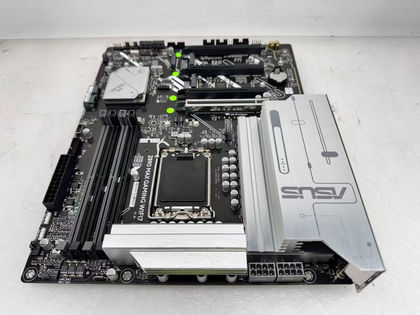 Asus Z890 MAX Gaming WIFI7 Desktop Motherboard Socket LGA-1851  ATX *Read**