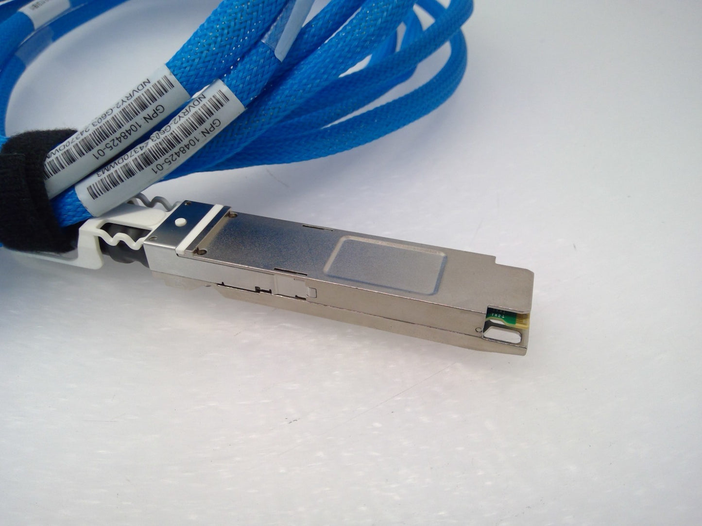 Amphenol NDVRY2-G603 800G OSFP to 2x 400G QSFP112 Breakout DAC Cable Passive