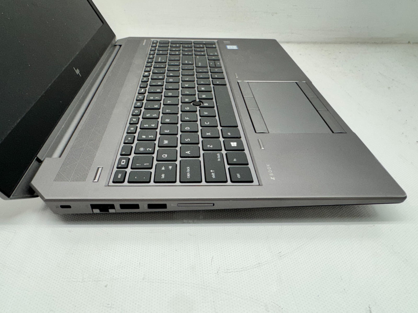 HP ZBook 15 G6 Intel i7-9750H@2.60Ghz 32GB RAM 256GB SSD T2000 Win 11 **READ**