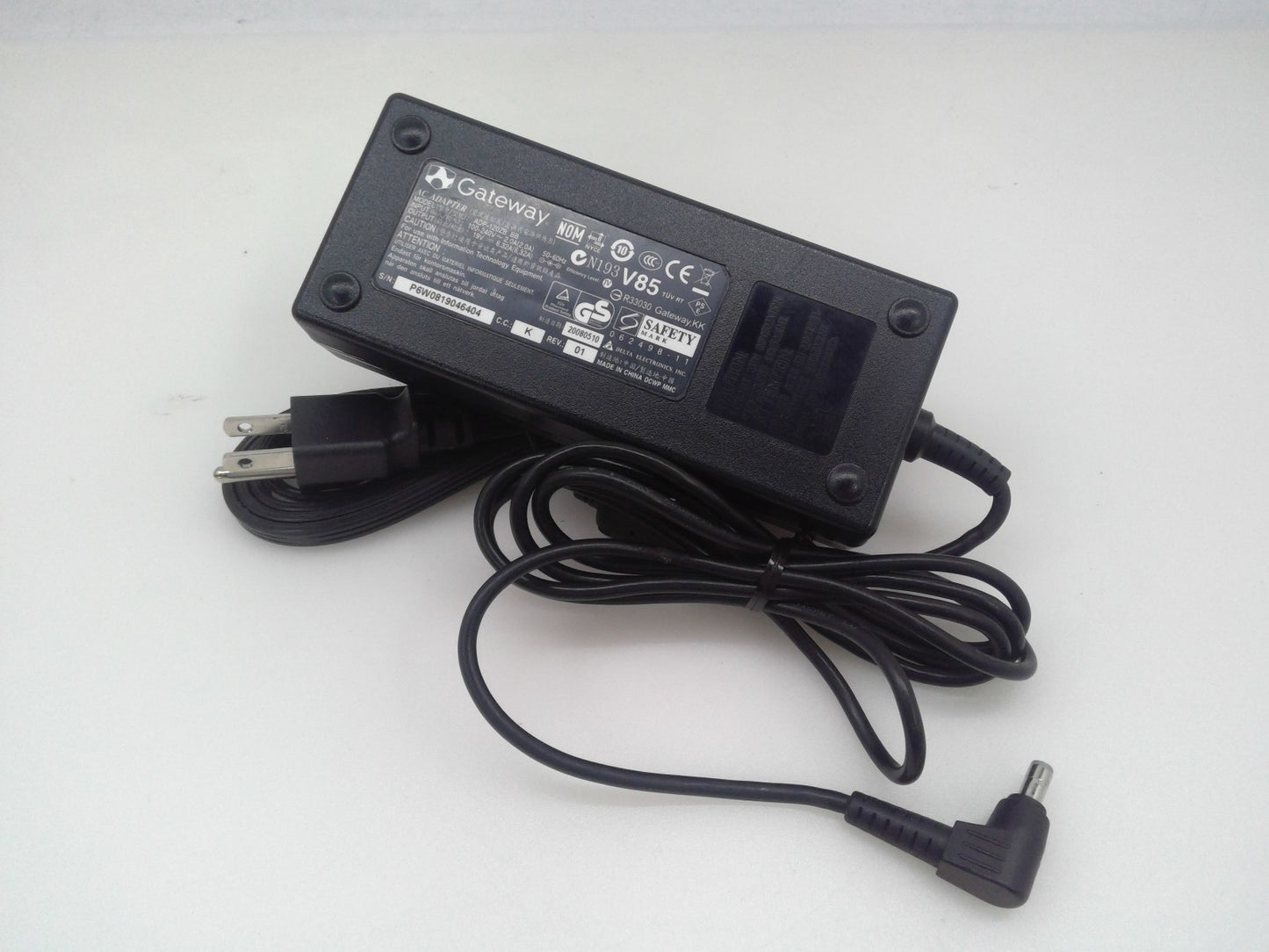 Genuine Gateway 120W AC Power Adapter ADP-120ZB BB 19V 6.32A