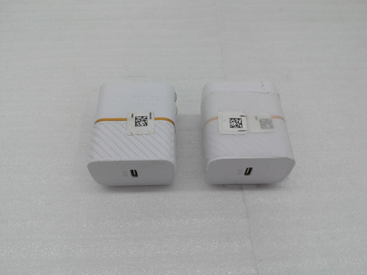 OtterBox Fast Charge USB-C Wall Charger 20W, Two-Pack - Cloud Dust White