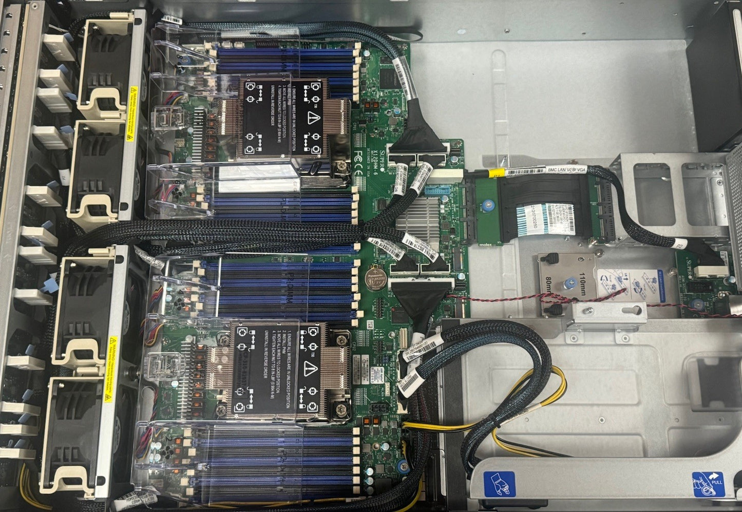 New Supermicro Hyper SuperServer SYS-220H-TN24R - Barebone - (Read Details)