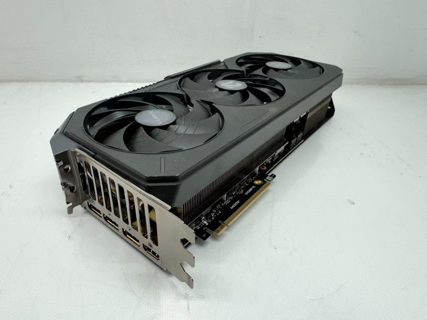 GIGABYTE GeForce RTX 5090 Gaming OC 32GB GDDR7 GPU GV-N5090GAMINGOC-32GD