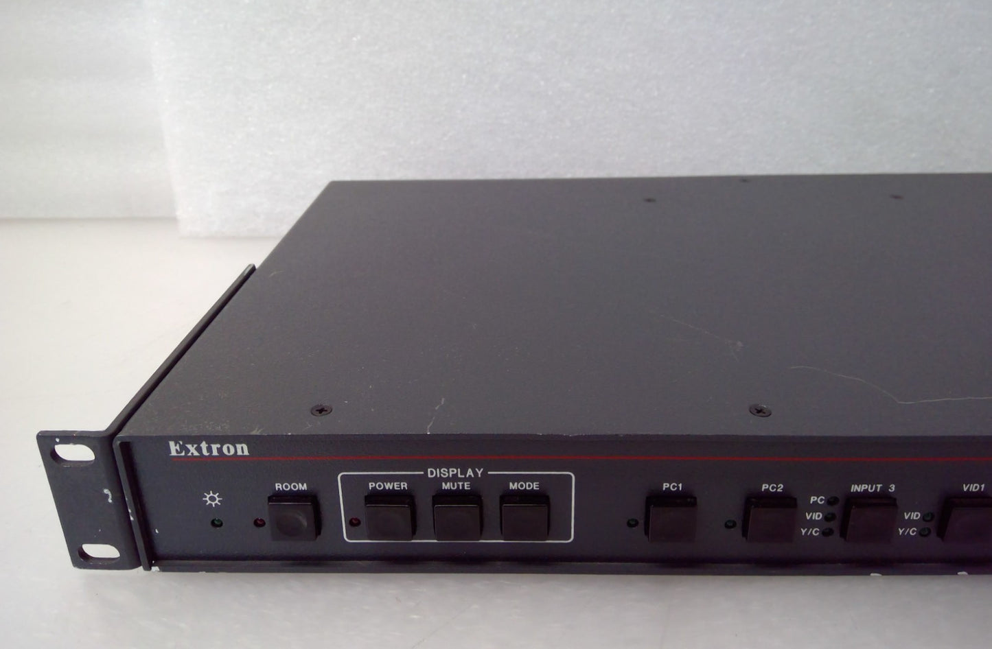 Extron A/V Room & Projector Control System 5cr Plus Switcher AV Deck *Read*