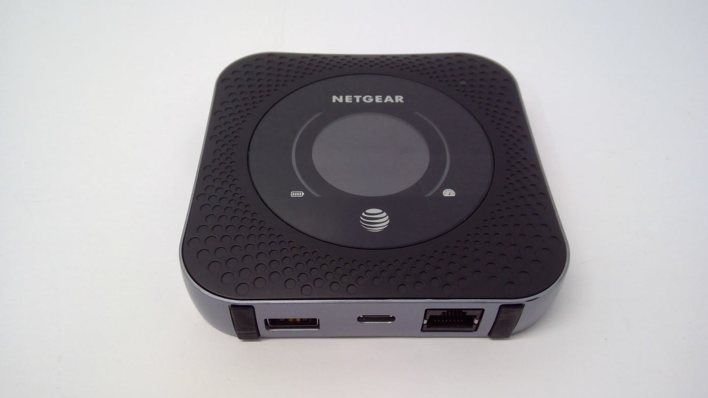 NETGEAR Nighthawk M1 MR1100 AT&T LTE Wi-Fi Hotspot Modem Black