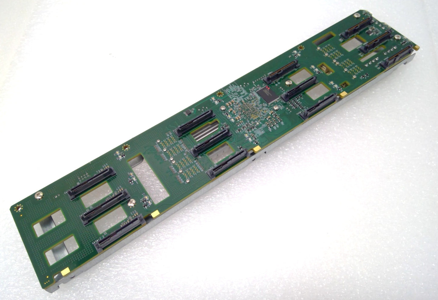 Supermicro BPN-SAS3-826EL1-N4 2U 12-Bay 4x NVME 12Gb SAS-3 Expander Backplane