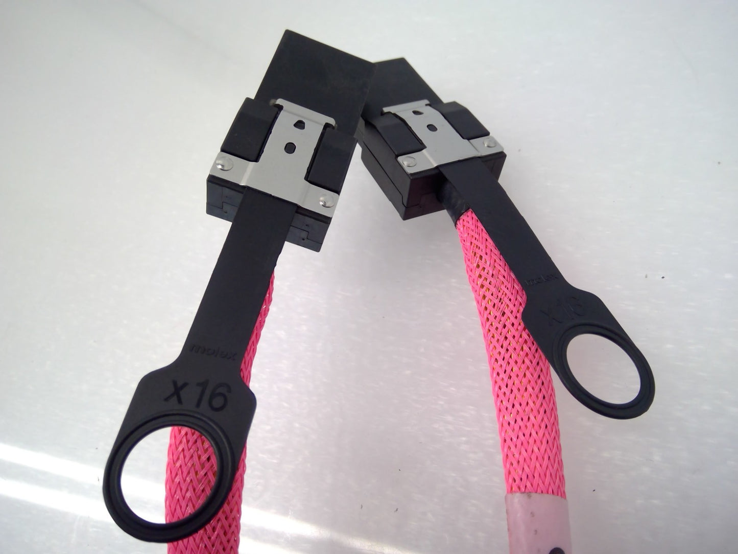 molex 2004331010 High Speed Server Data Cable 0.45m 30AWG PINK Mesh Sleeve