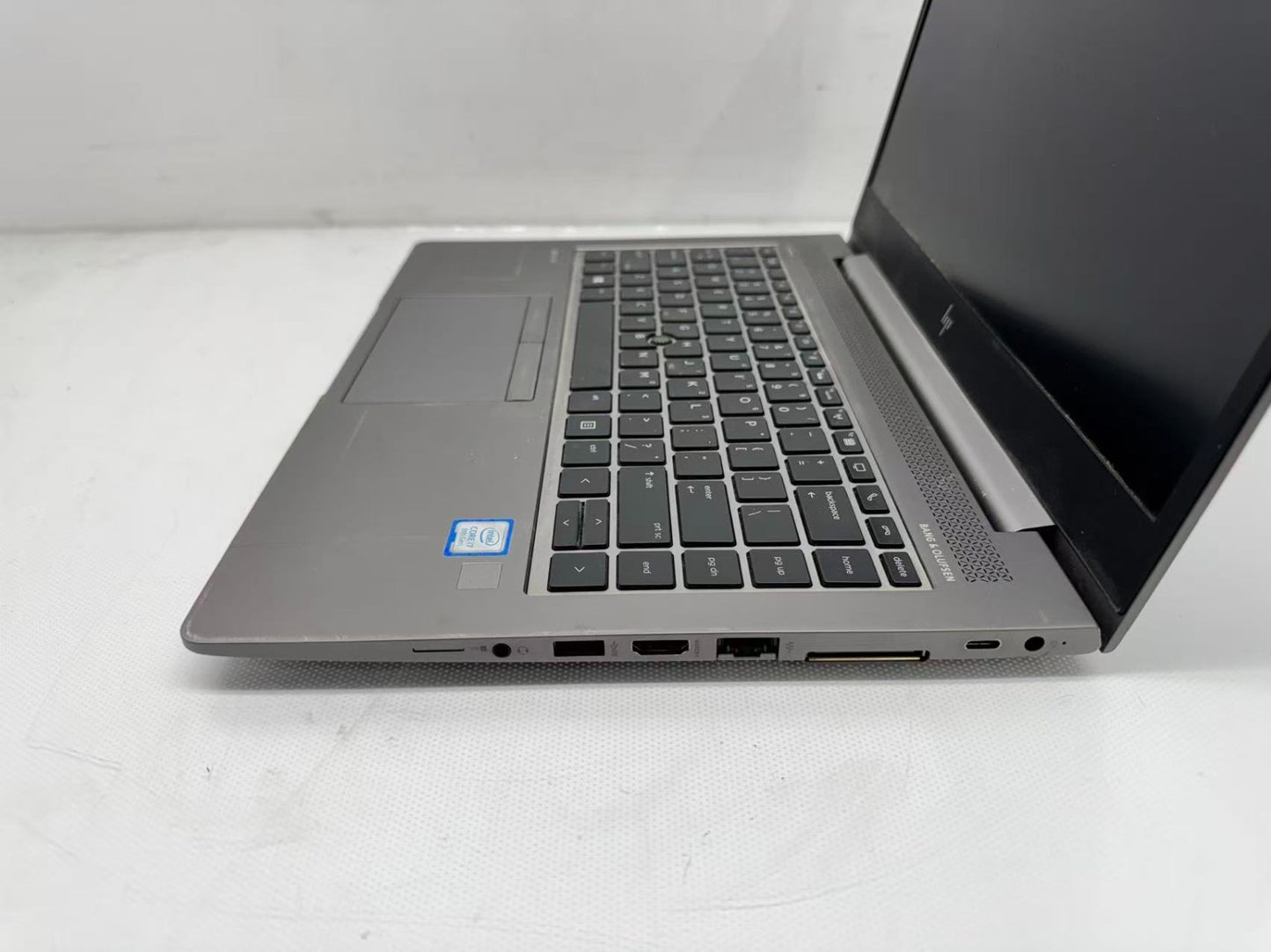 HP ZBook 14u G6 14" i7-8665U@1.9GHz 16G 256G SSD AMD WX3200 Win 11 **READ**