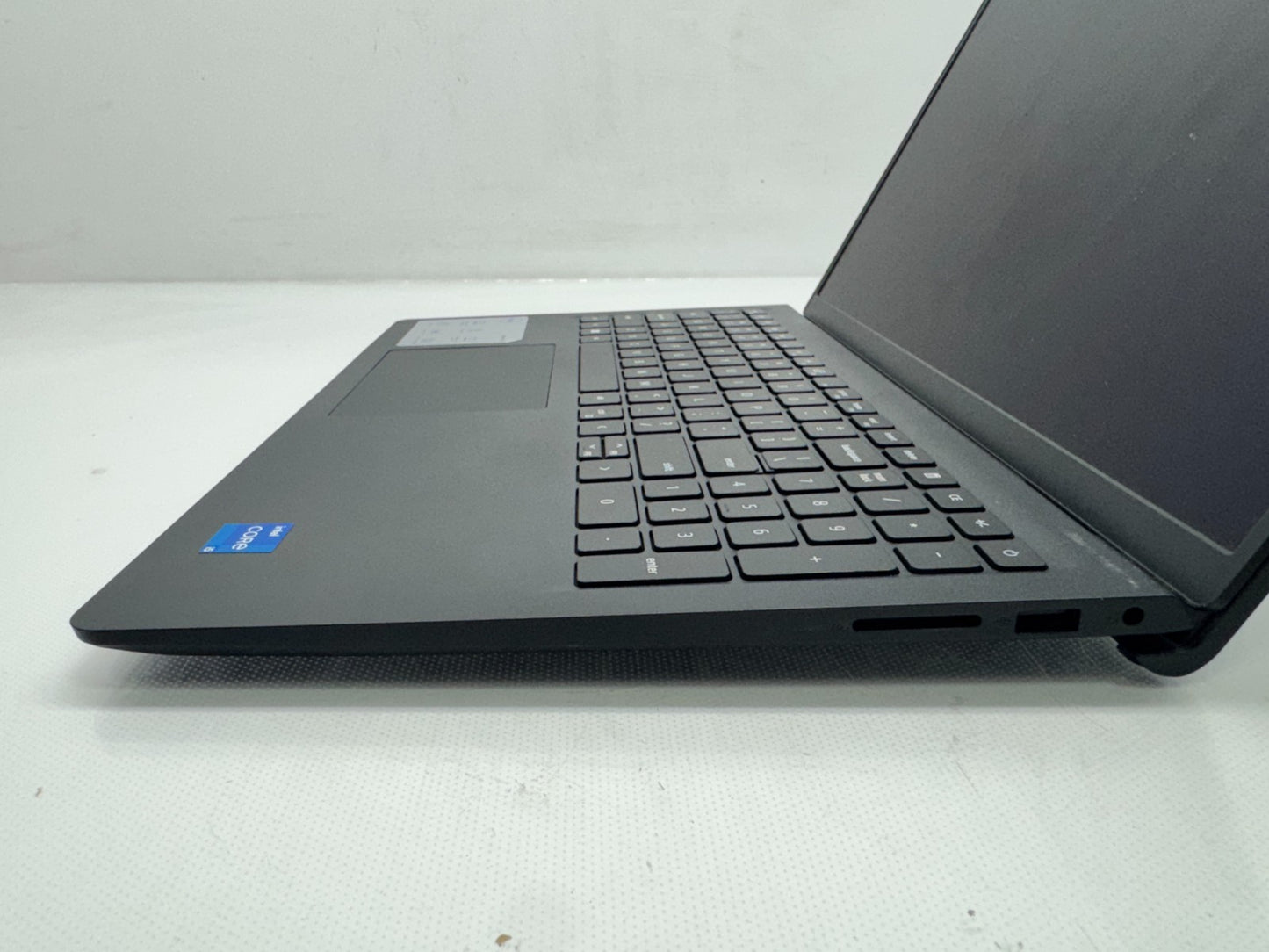 Dell inspiron 3520 15.6" Touch Laptop Intel i5-1235U @1.30GHz 16GB 256GB Win11