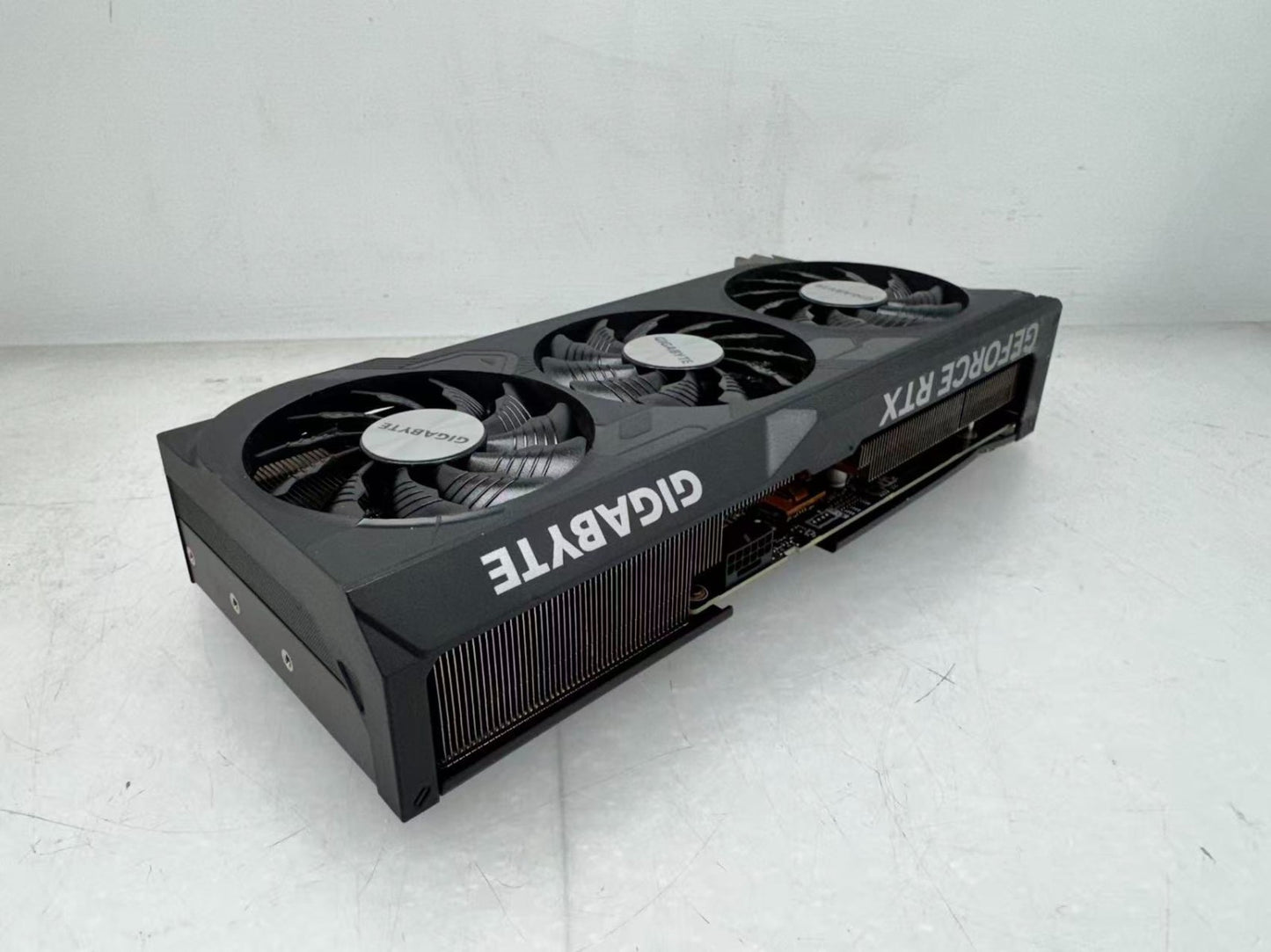 GIGABYTE GeForce RTX 4070 Ti SUPER WINDFORCE OC 16GB GDDR6X Graphics card *READ*