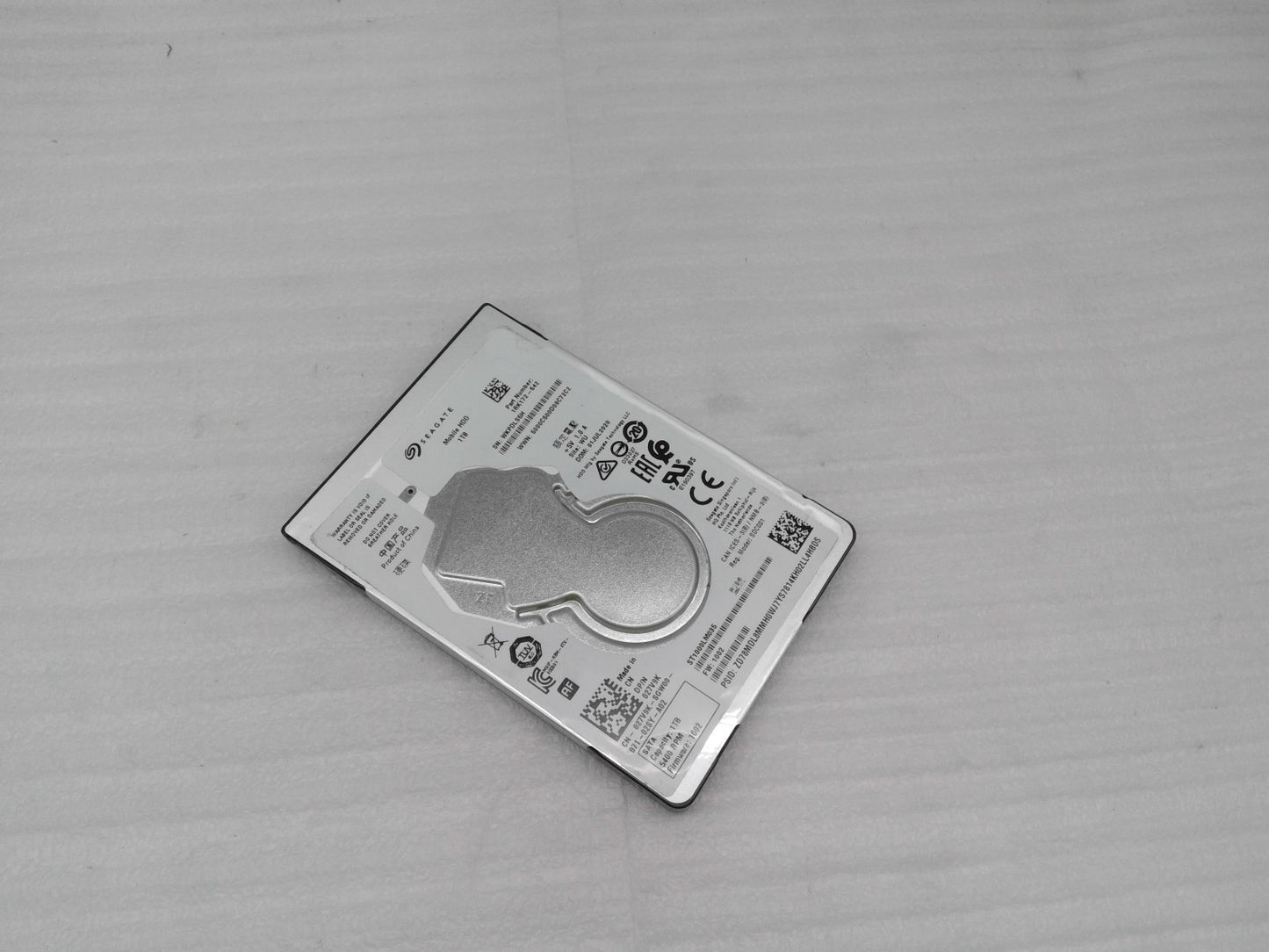 Seagate Mobile HDD 1TB ST1000LM035 2.5" SATA 5400RPM  1RK172-542 027V9K